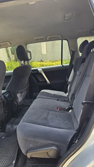 Toyota Land Cruiser Prado 2015 Silver