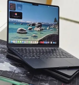 New Laptop Apple MacBook Air 2025 M4 16GB Apple M4 Pro SSD 256GB