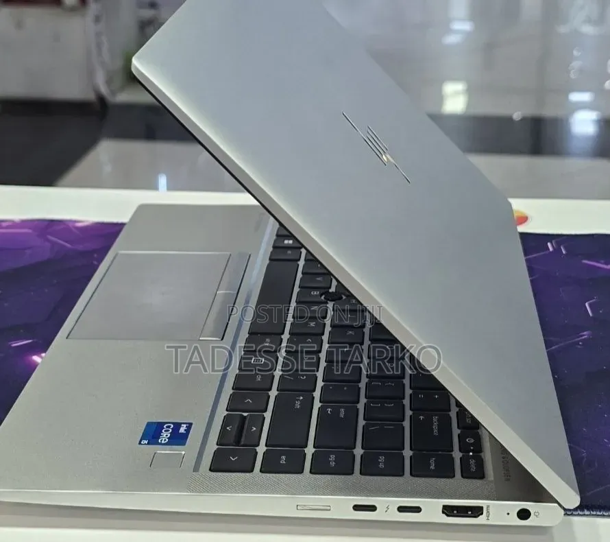 New Laptop HP EliteBook 840 G8 16GB Intel Core i5 SSD 512GB