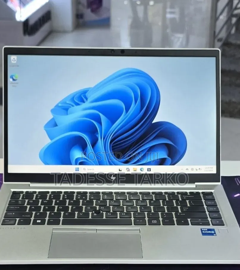 New Laptop HP EliteBook 840 G8 16GB Intel Core i5 SSD 512GB