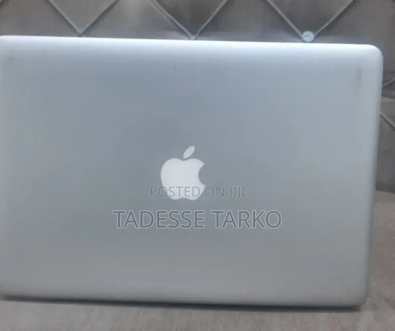 New Laptop Apple MacBook Pro 2012 4GB Intel Core i5 HDD 320GB