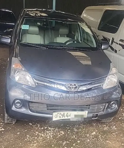 Toyota Avanza 2014 Black