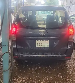 Toyota Avanza 2014 Black