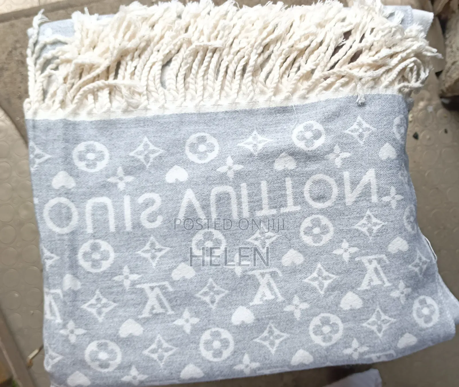 Medium Scarves