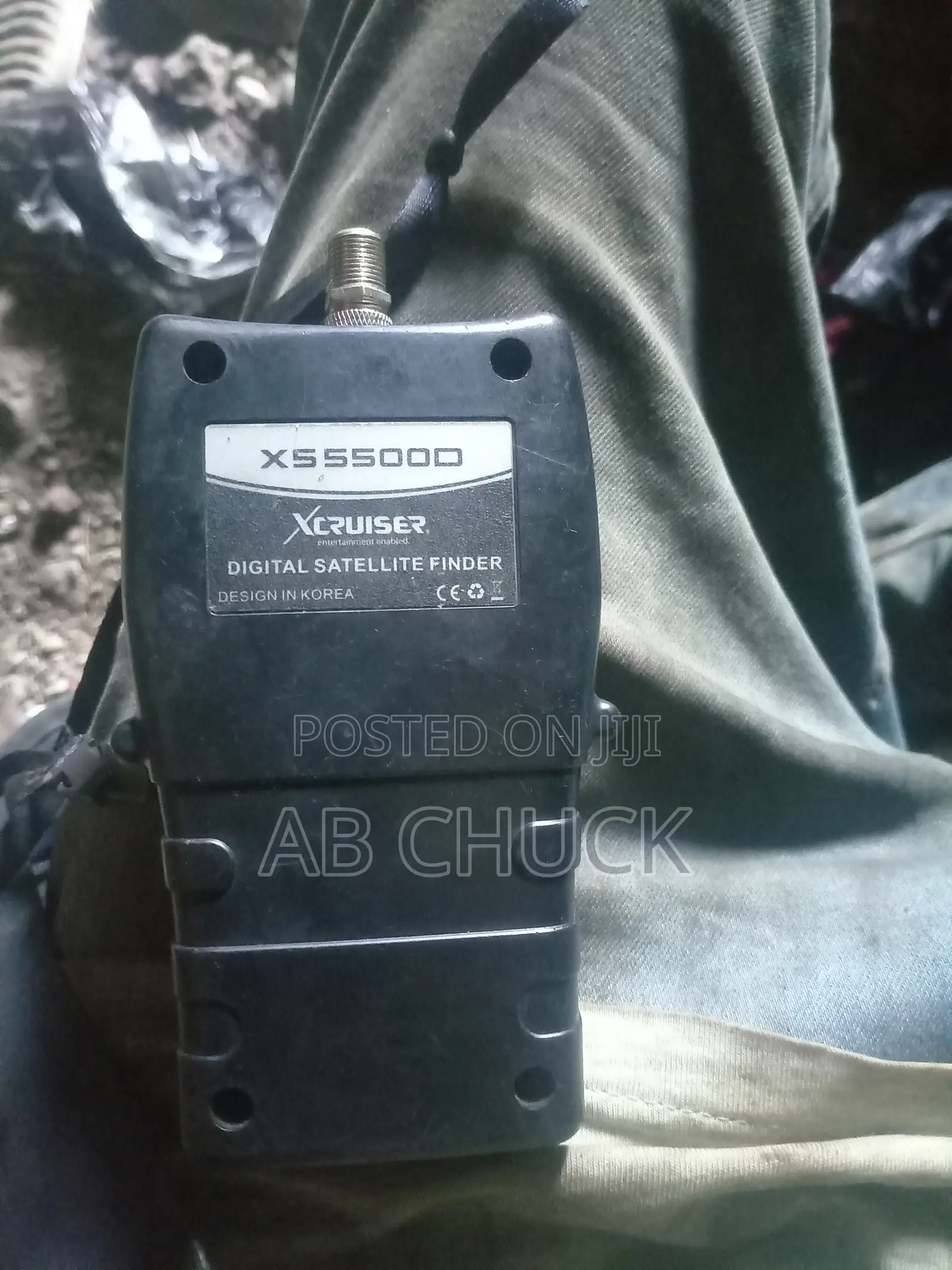 Xcruiser 555000D Digital Satellite Finder