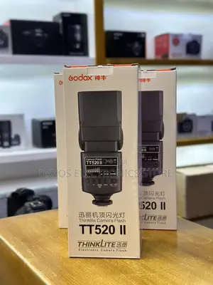 Godox TT520II Camera Speedlite