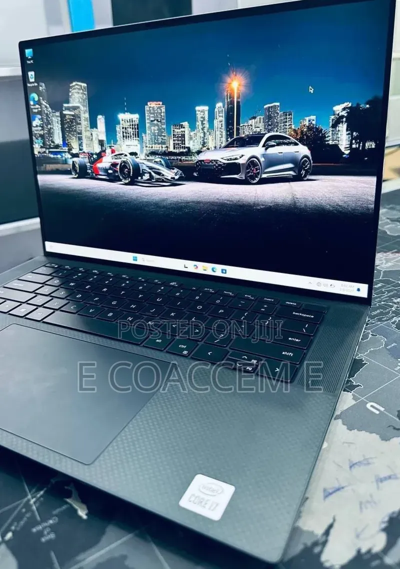 New Laptop Dell 16GB Intel Core i7 SSD 512GB