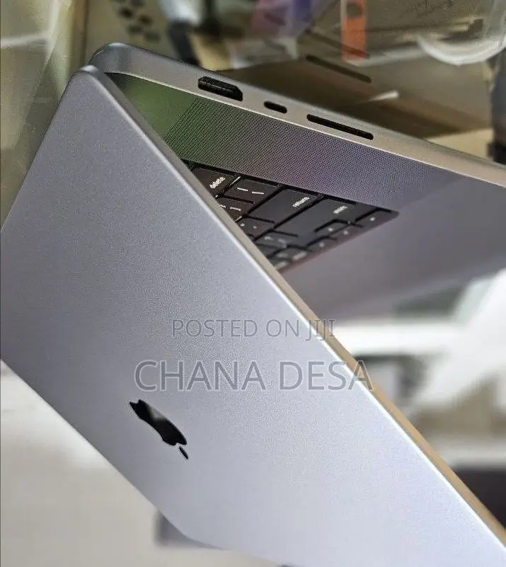 New Laptop Apple MacBook Pro 2021 M1 Max 64GB Apple M1 Max SSD 1T
