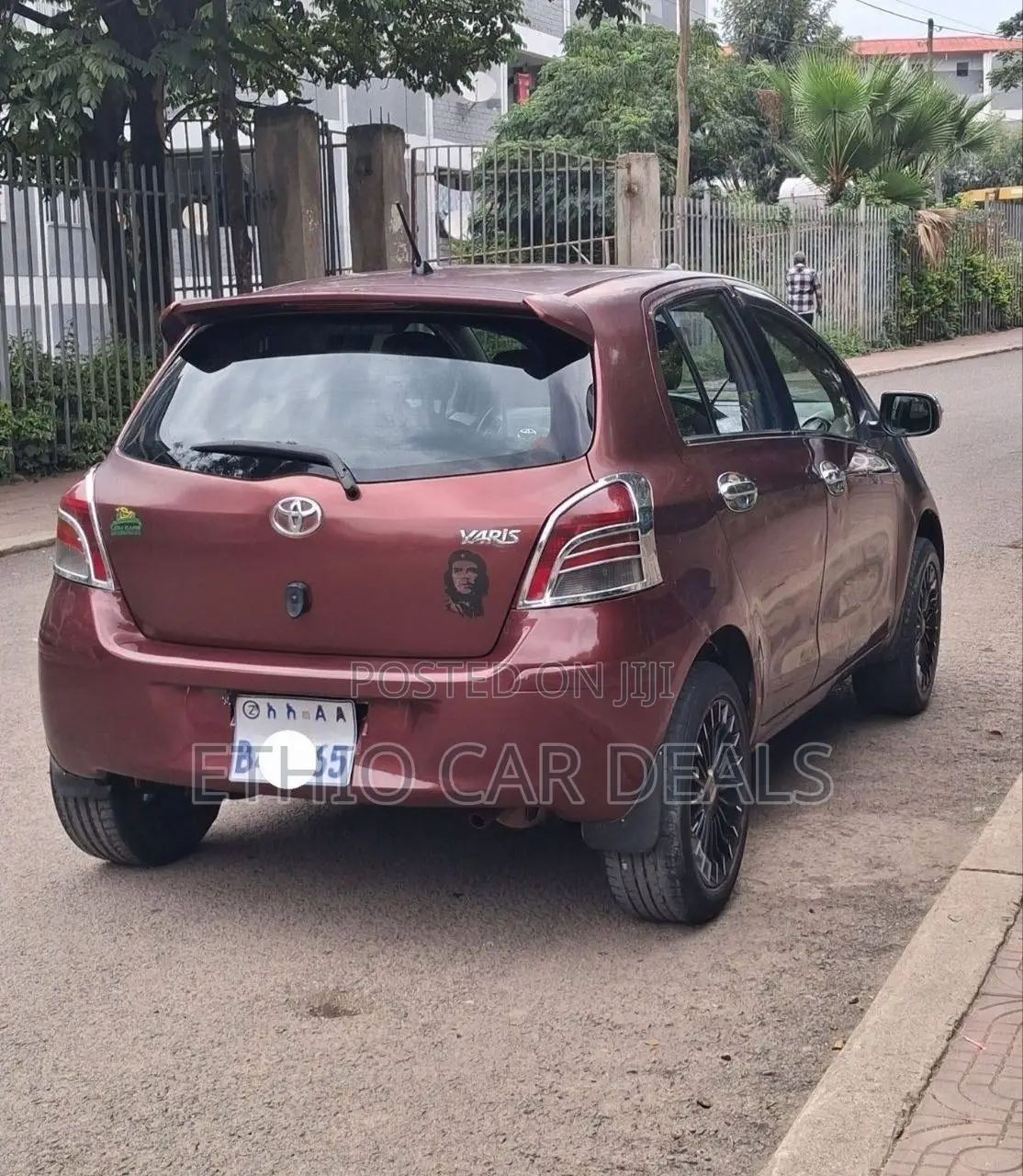Toyota Yaris 2010 Burgundy