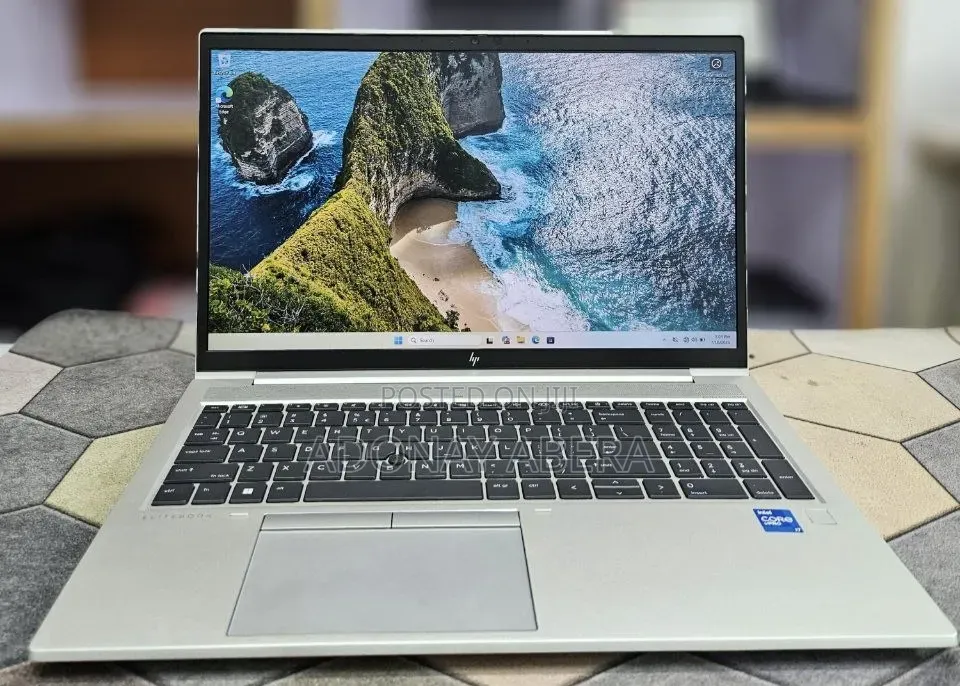 New Laptop HP 16GB Intel Core i7 SSD 512GB