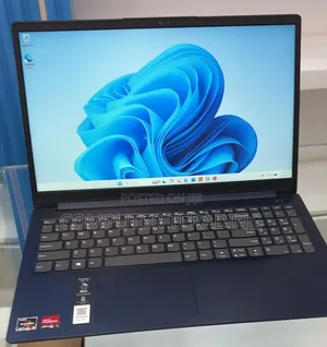 New Laptop Lenovo 8GB AMD Ryzen 5 SSD 256GB