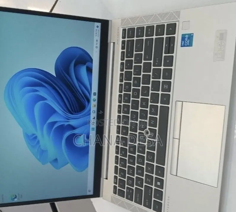 New Laptop HP EliteBook 840 G8 16GB Intel Core i5 SSD 512GB
