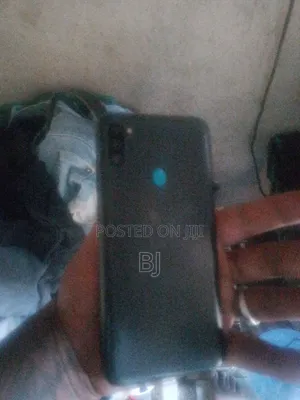 Samsung Galaxy M10 32 GB Black