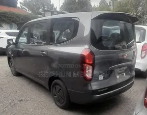New Wuling Hongguang Plus 2025 Gray