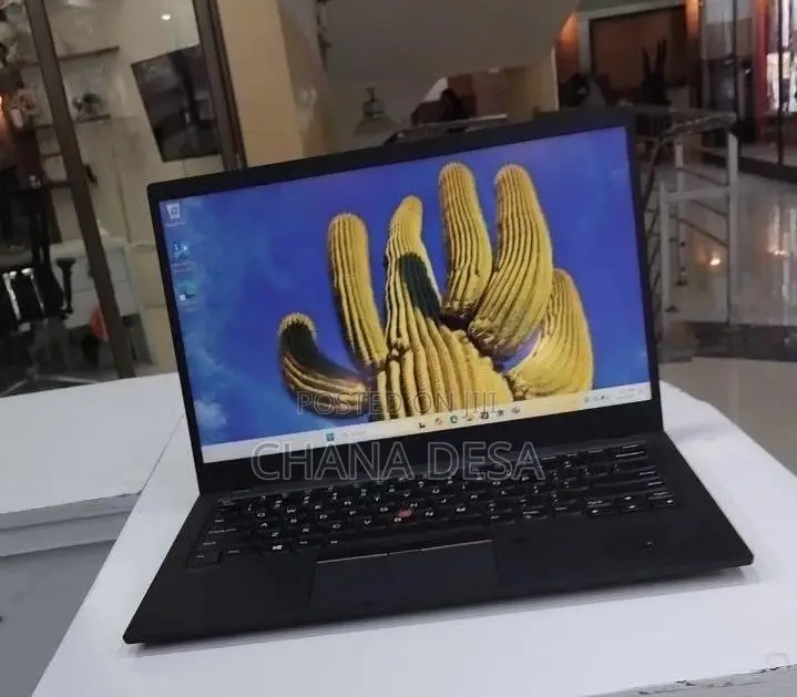 New Laptop Lenovo ThinkPad X1 Carbon 16GB Intel Core i7 SSD 512GB