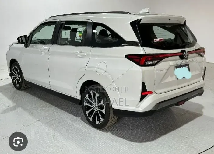 Toyota Veloz 1.5 CVT FWD 2023 White
