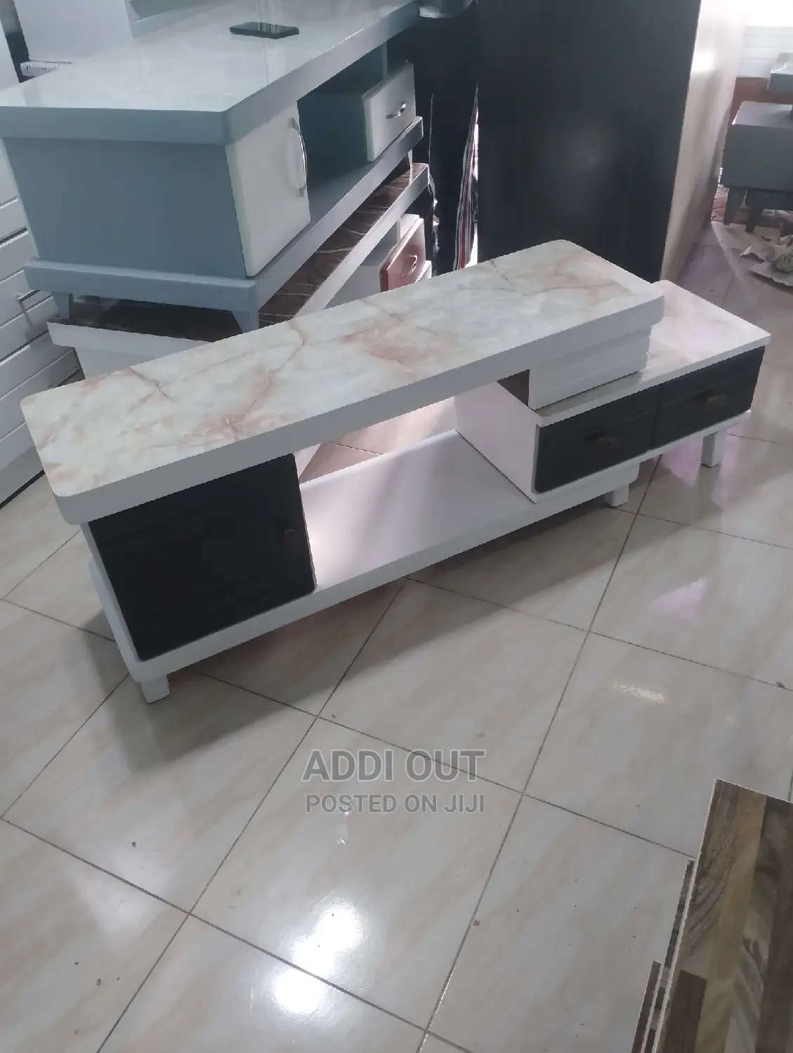 Tv Stand /ቲቪ ማስቀመጫ