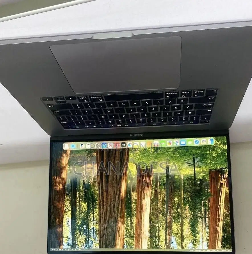 New Laptop Apple MacBook Pro 2019 16GB Intel Core i9 SSD 1T