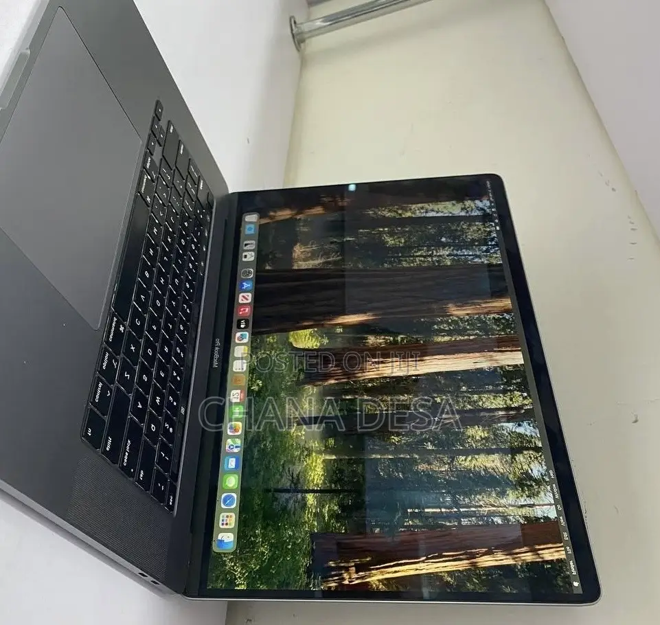 New Laptop Apple MacBook Pro 2019 16GB Intel Core i9 SSD 1T