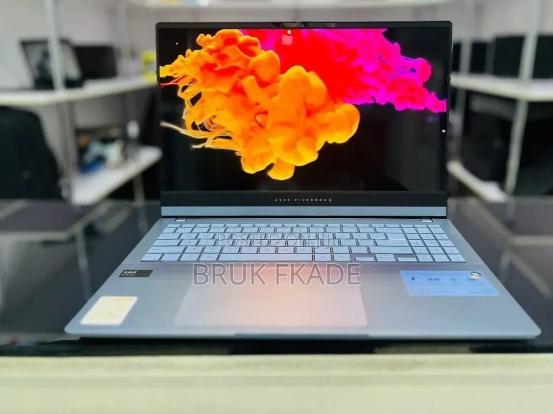 New Laptop Asus VivoBook 15 X505BA 16GB Intel Core Ultra 7 SSD 512GB