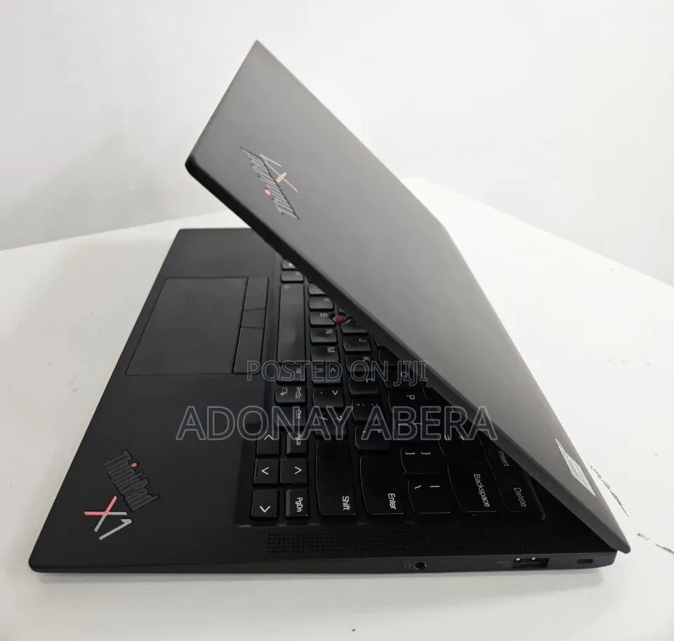 New Laptop Lenovo ThinkPad X1 Yoga 16GB Intel Core i7 SSD 512GB