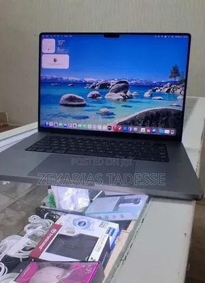 New Laptop Apple MacBook Pro 2021 M1 32GB Apple M1 Pro SSD 1T