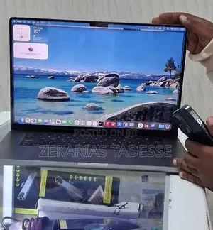New Laptop Apple MacBook Pro 2021 M1 32GB Apple M1 Pro SSD 1T