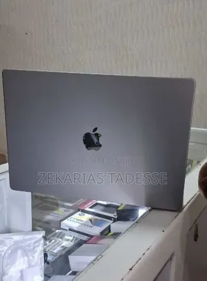 New Laptop Apple MacBook Pro 2021 M1 32GB Apple M1 Pro SSD 1T