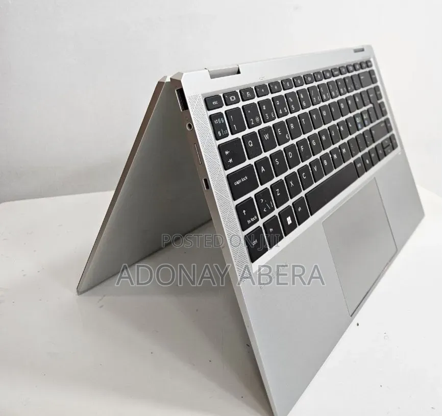 New Laptop HP EliteBook 1040 G8 16GB Intel Core i7 SSD 512GB