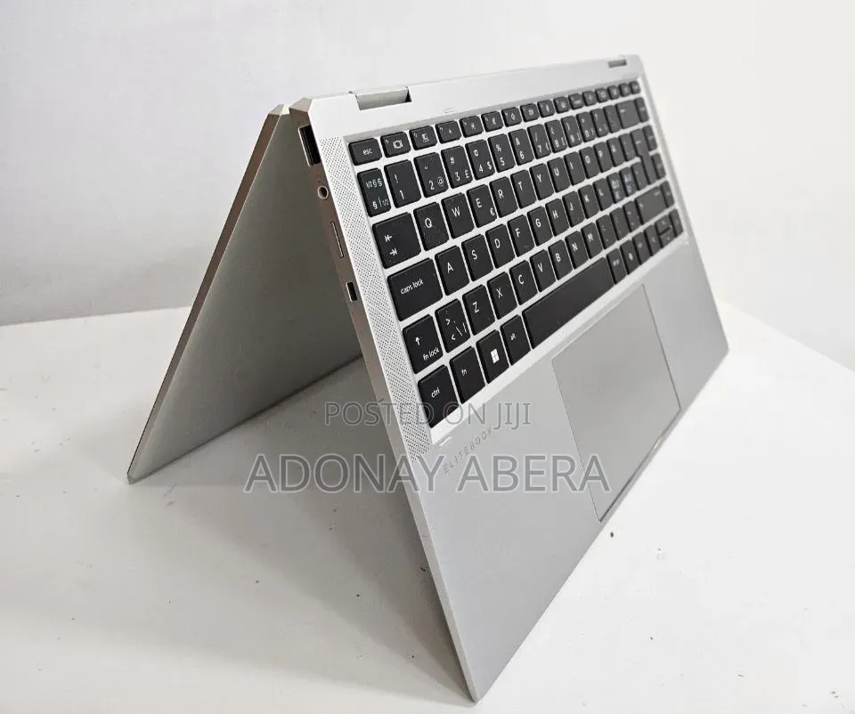 New Laptop HP EliteBook 1040 G8 16GB Intel Core i7 SSD 512GB