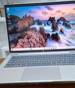 New Laptop HP ProBook 440 G9 16GB Intel Core Ultra 5 SSD 512GB