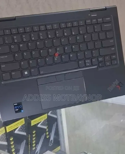 New Laptop Lenovo ThinkPad X1 Yoga 16GB Intel Core i5 SSD 512GB