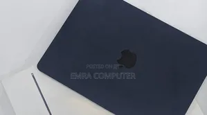 New Laptop Apple MacBook Air 2022 M2 8GB Apple M2 SSD 512GB