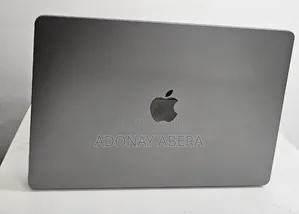 New Laptop Apple MacBook Air 2024 M3 8GB Apple M3 SSD 512GB