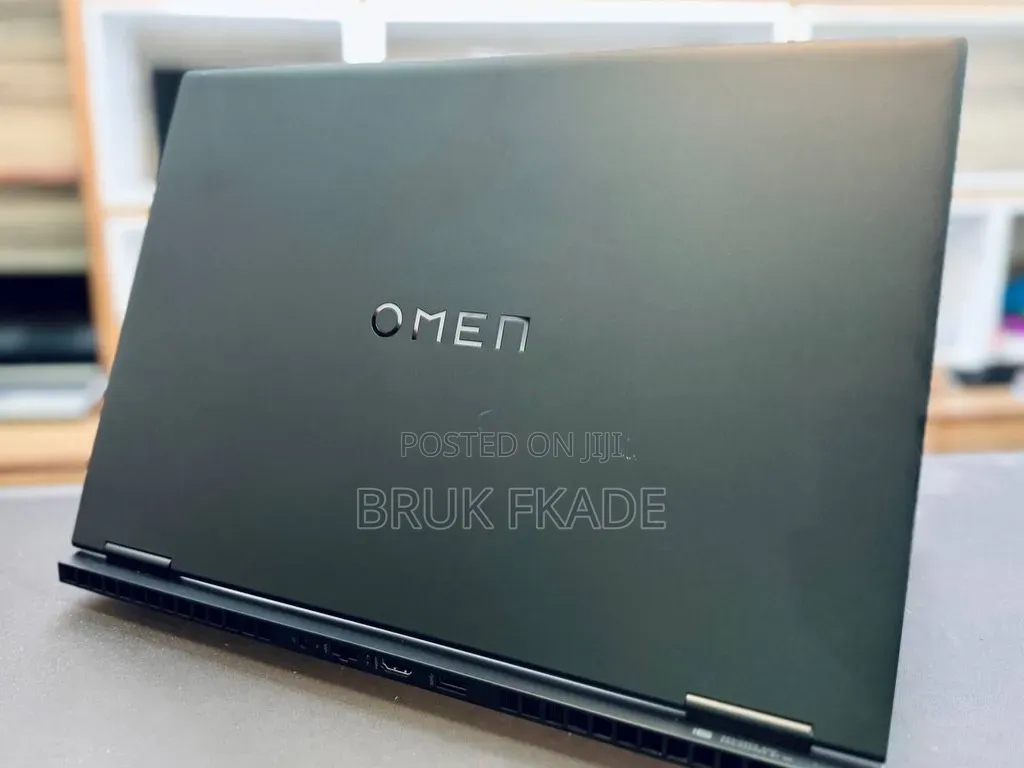 New Laptop HP Omen 16 16GB Intel Core i9 SSD 1T