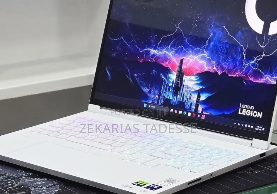 New Laptop Lenovo Legion 7 32GB Intel Core Ultra 7 HDD+SSD 1T