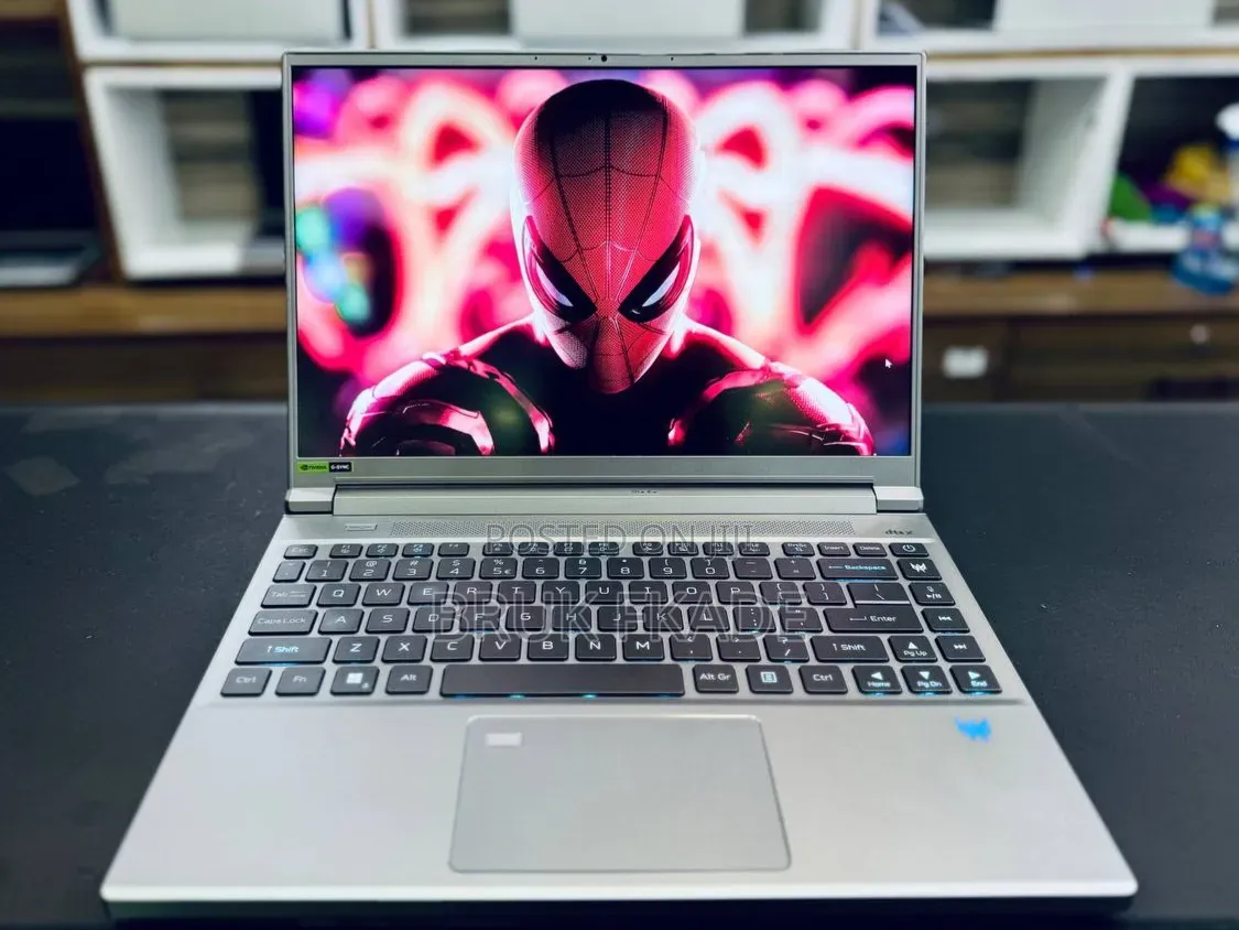 New Laptop Acer Predator Helios Neo 16 16GB Intel Core i7 SSD 1T