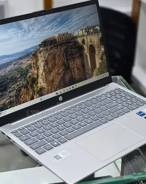 New Laptop HP Stream Notebook 16GB Intel Core i7 SSD 1T