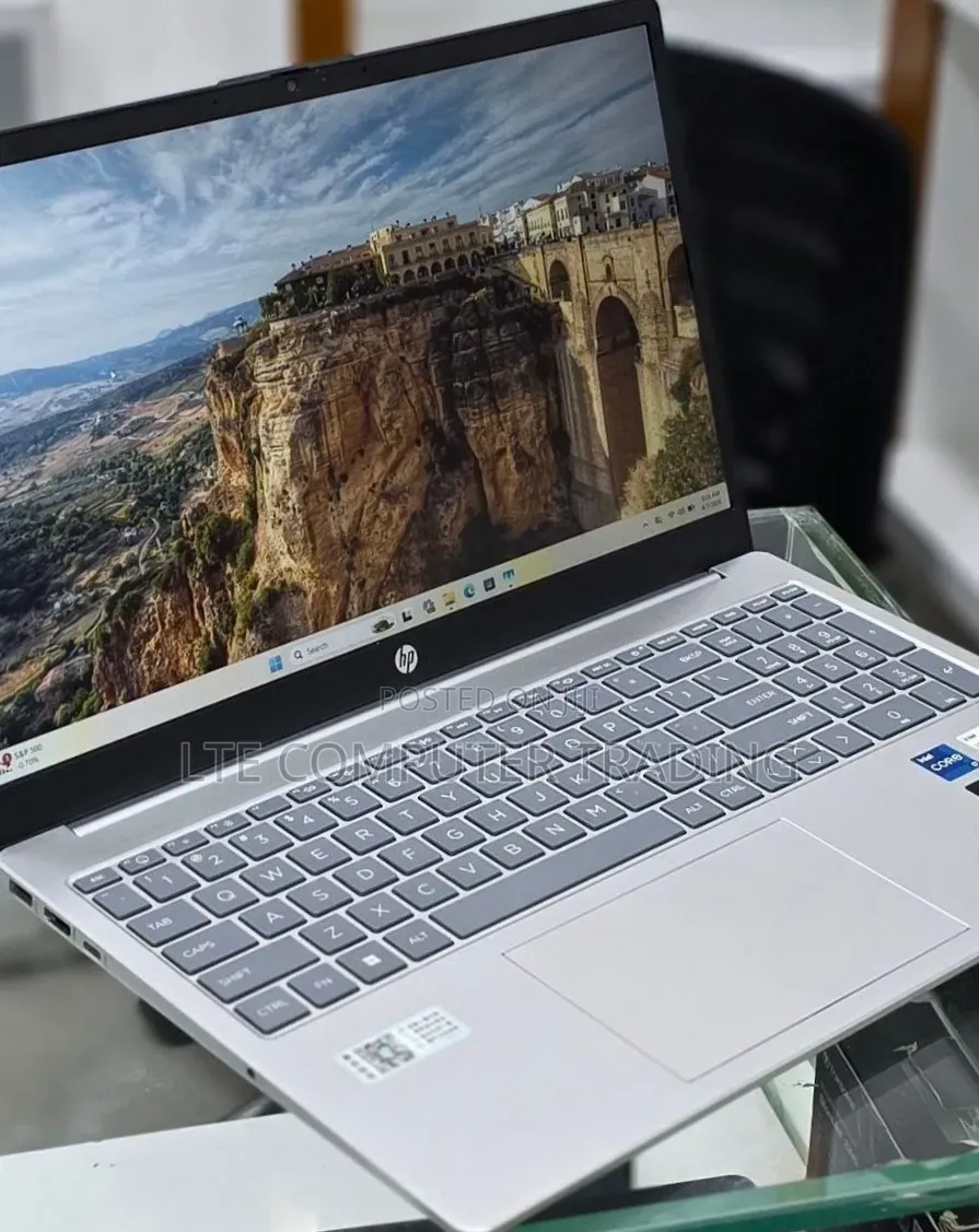 New Laptop HP Stream Notebook 16GB Intel Core i7 SSD 1T