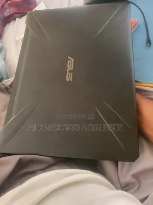 Laptop Asus TUF Gaming FX504 8GB AMD Ryzen 5 HDD+SSD 512GB