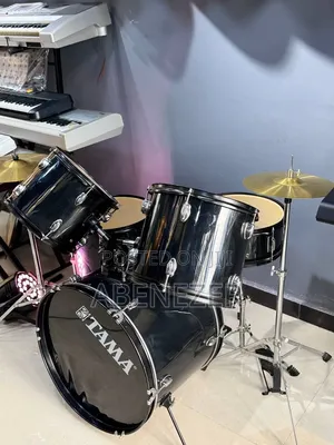 Tama Drum Set