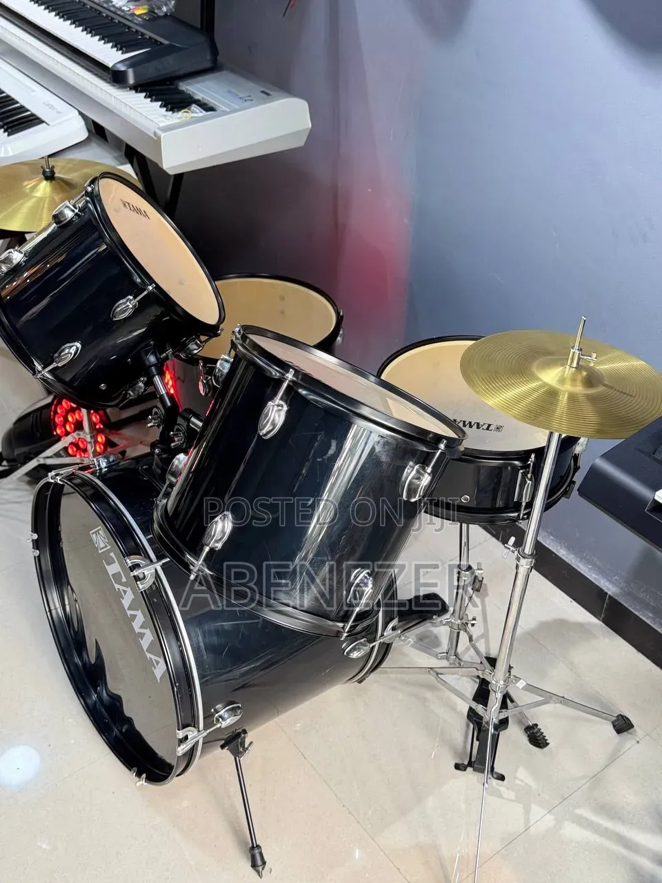 Tama Drum Set