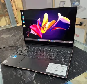 New Laptop Asus ZenBook Flip 14 UX461UA 16GB Intel Core i7 SSD 512GB