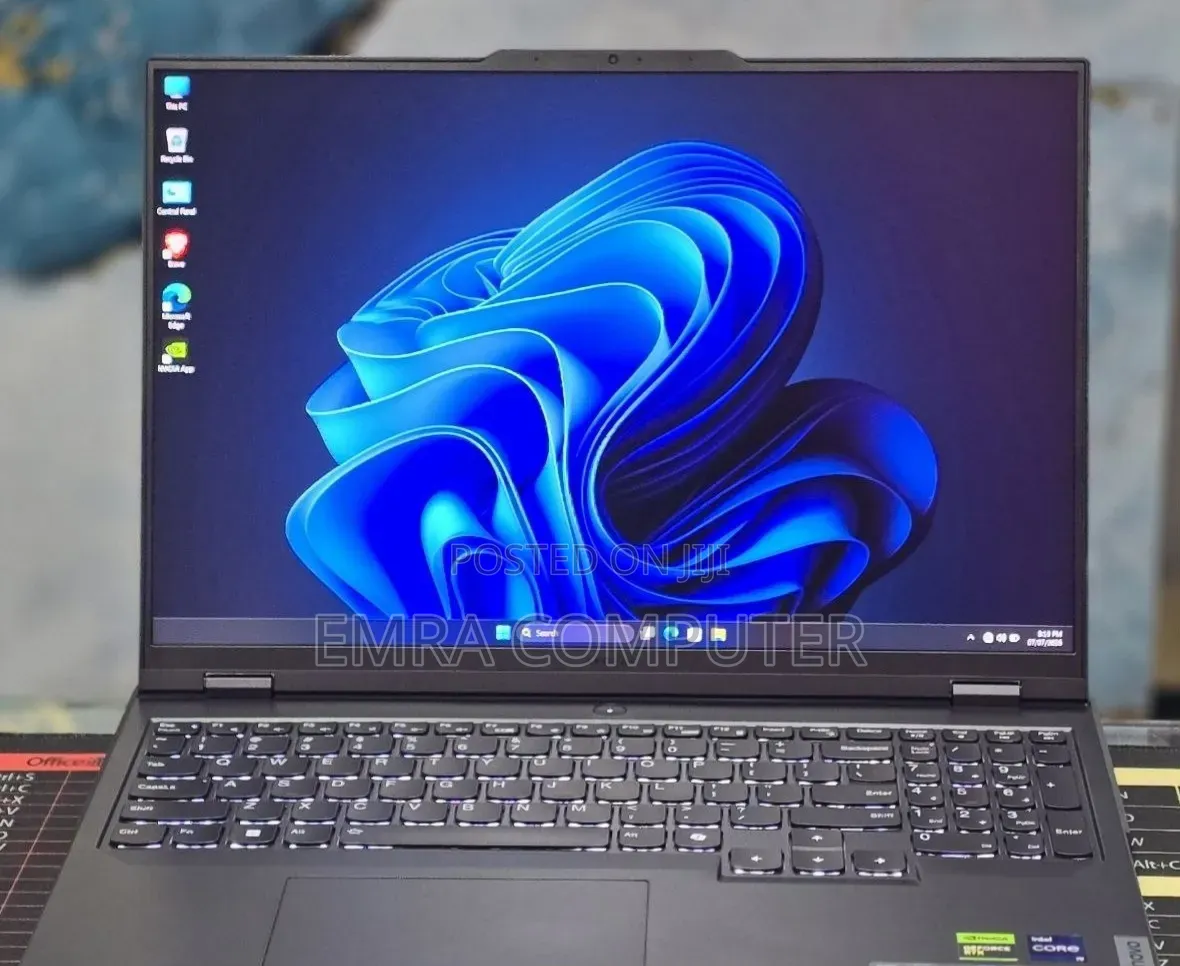 New Laptop Lenovo 16GB Intel Core i9 SSD 1T