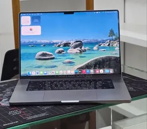 New Laptop Apple MacBook Pro 2021 M1 32GB Apple M1 Pro SSD 512GB