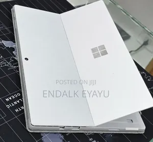 New Laptop Microsoft Surface Pro 7+ 16GB Intel Core i5 SSD 256GB