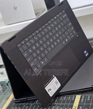New Laptop HP OmniBook 5 16" 16GB Intel Core Ultra 7 SSD 1T