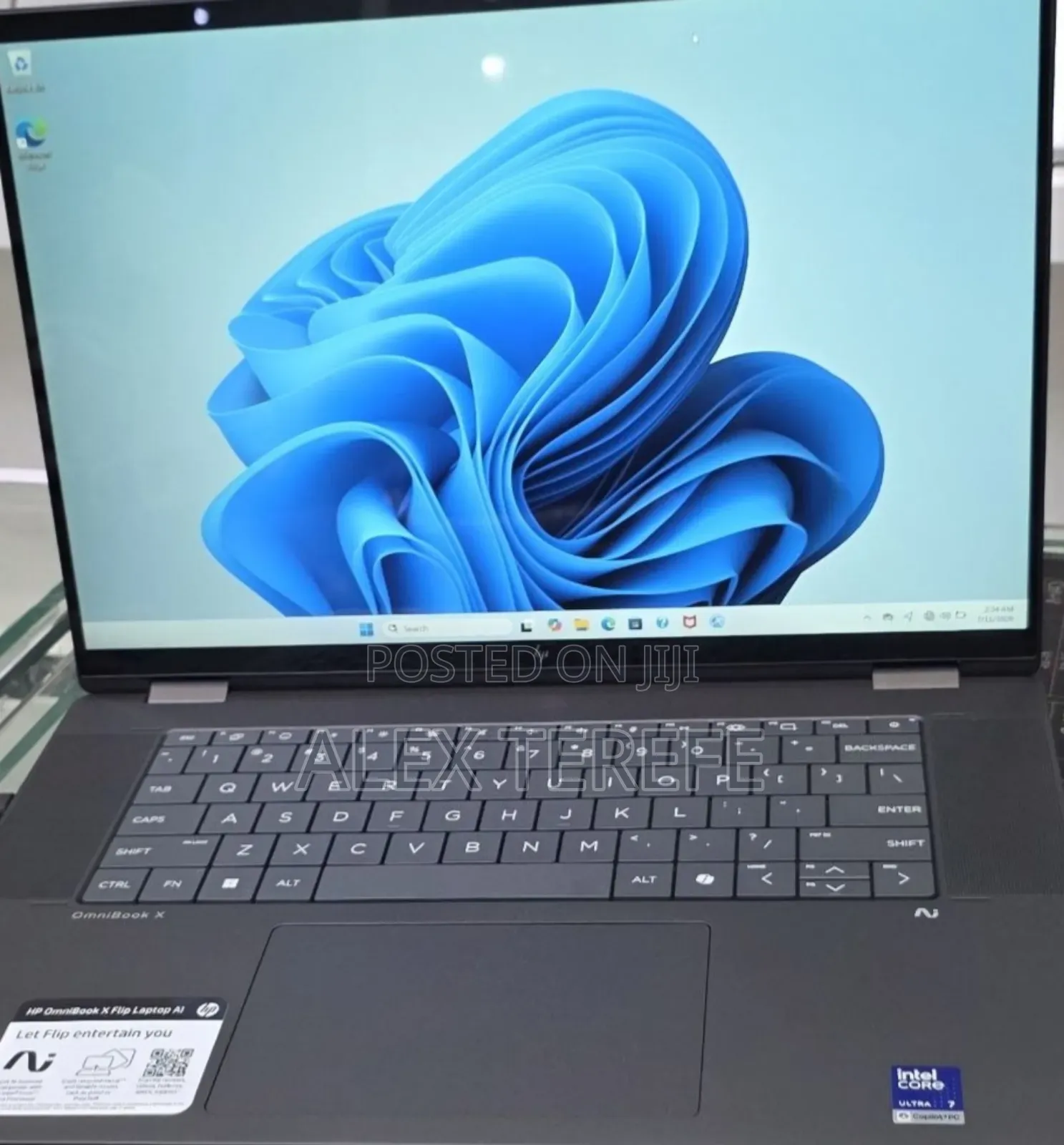 New Laptop HP OmniBook 5 16" 16GB Intel Core Ultra 7 SSD 1T