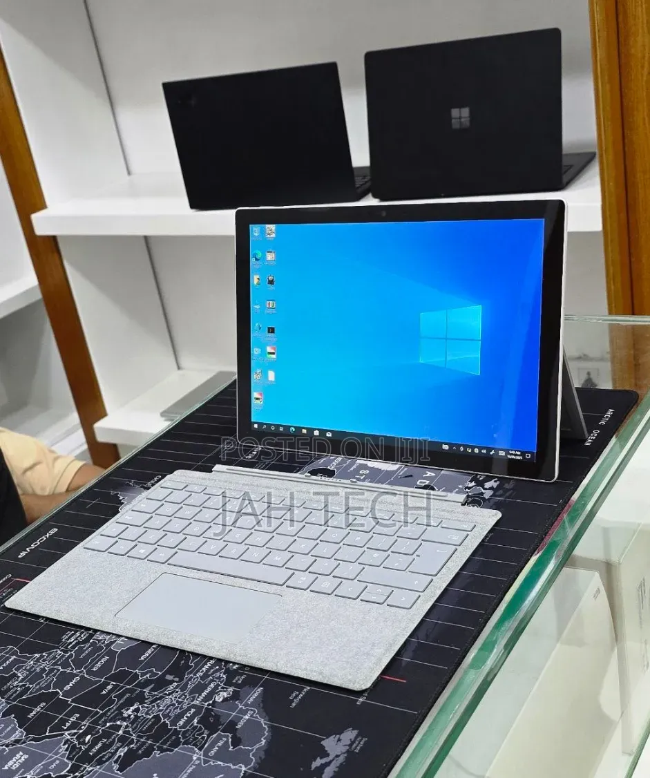 New Laptop Microsoft Surface Pro 7 16GB Intel Core i5 SSD 256GB