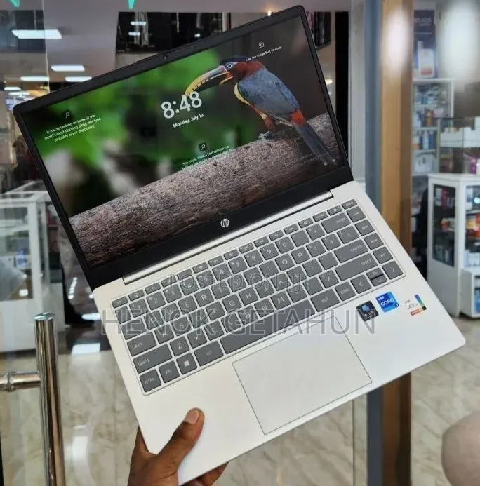 New Laptop HP Stream Notebook 16GB Intel Core i7 SSD 512GB